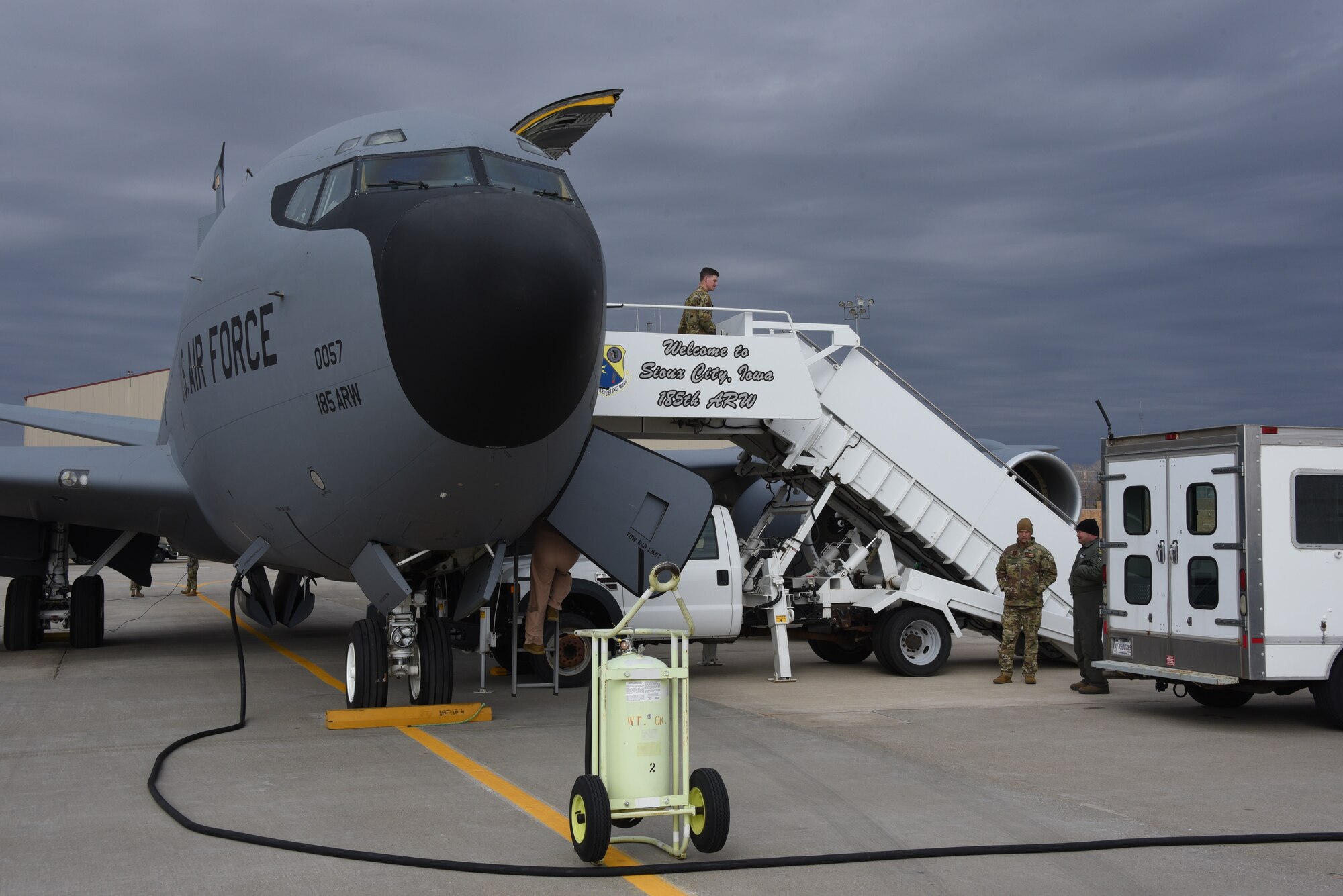 Iowa Air National Guard crew chiefs prepare a U.S. Air Force KC-135 for departure from Sioux City, Iowa, on its way to a deployment in Southwest Asia in support of U.S. Central Command operations April 19, 2022.