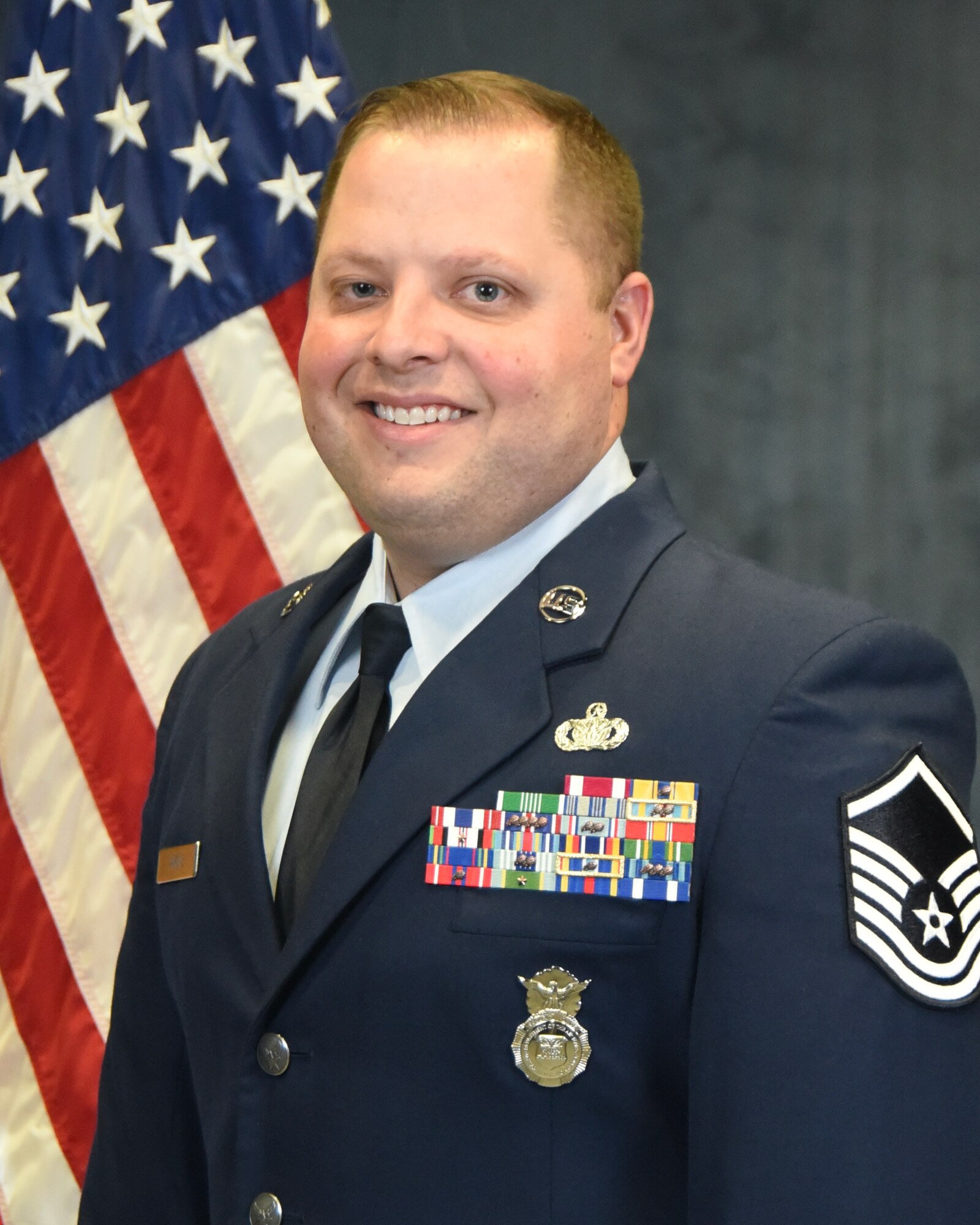 Master Sgt. Robert Aikins, CONR-1AF SF Sentry of the Year