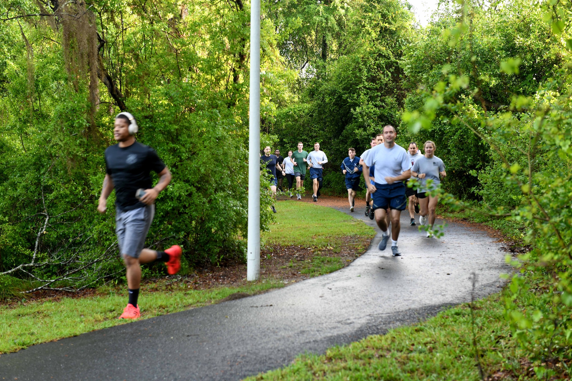 people jogging