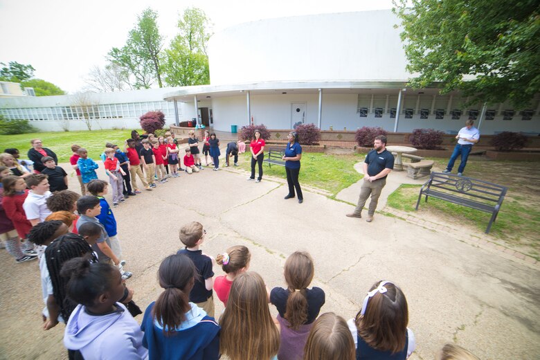 Susan Bailey (left), U.S. Army Engineer Research and Development Center (ERDC) Environmental Laboratory environmental engineer, Cynthia Banks (center), ERDC Installation Operations Command (IOC) environmental protection specialist and Bobby McComas (right), IOC chemical engineer, speak about Earth Day to fourth grade students April 20, 2022, at Bowmar Avenue Elementary School in Vicksburg, Miss. (U.S. Army Corps of Engineers photo)
