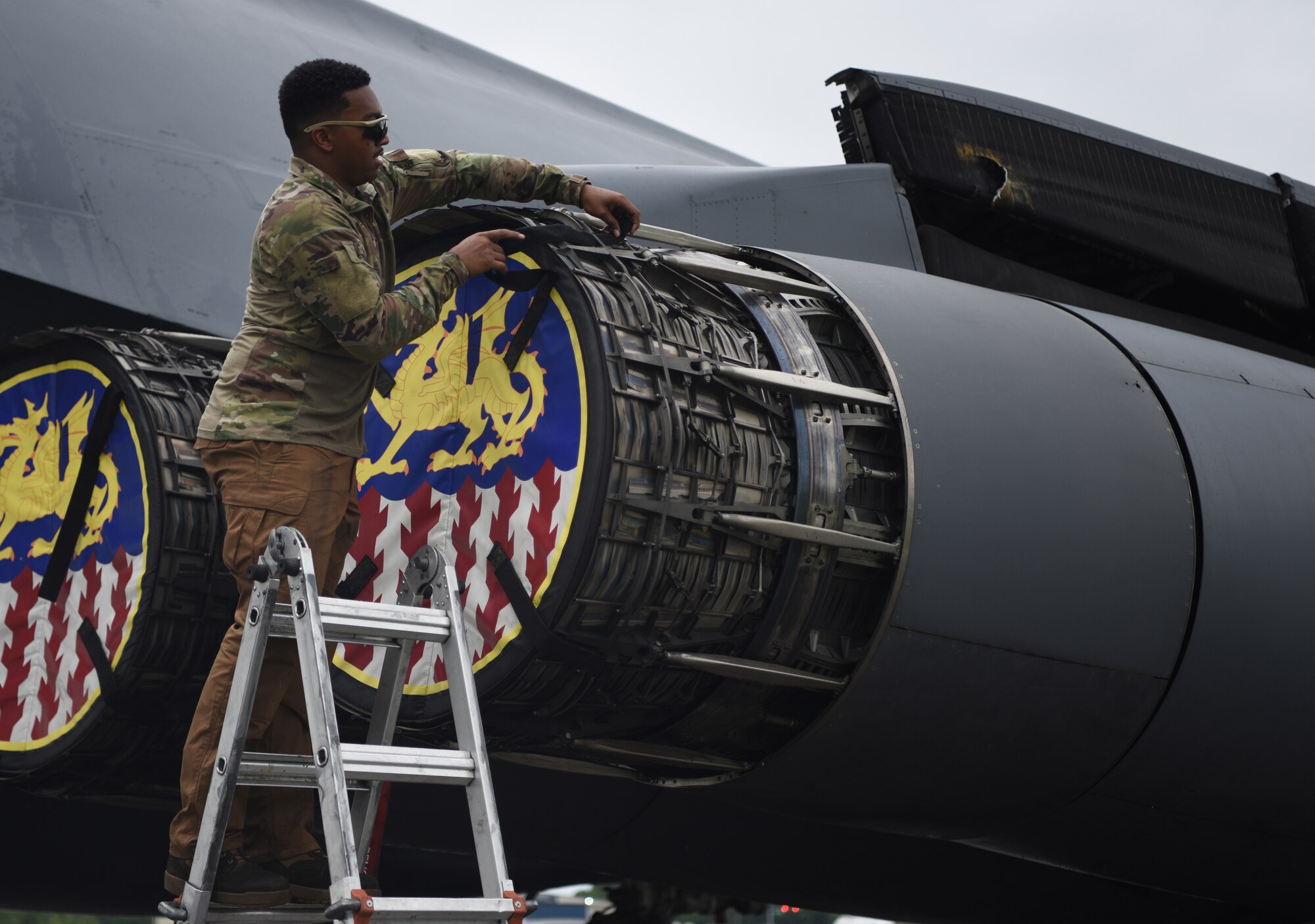 Members of the 337th Test and Evaluation Squadron speak to Sun ‘n Fun Aerospace Expo attendees at the Lakeland Linder International Airport in Lakeland, Florida, April 9, 2022. The expo started in 1974 as a fly-in for sport aviation enthusiasts and now has grown to one of the largest air shows in the world. As part of its anniversary, the expo highlighted the B-1B Lancer as one of its top static displays. (U.S. Air Force photo by Staff Sgt. Holly Cook)