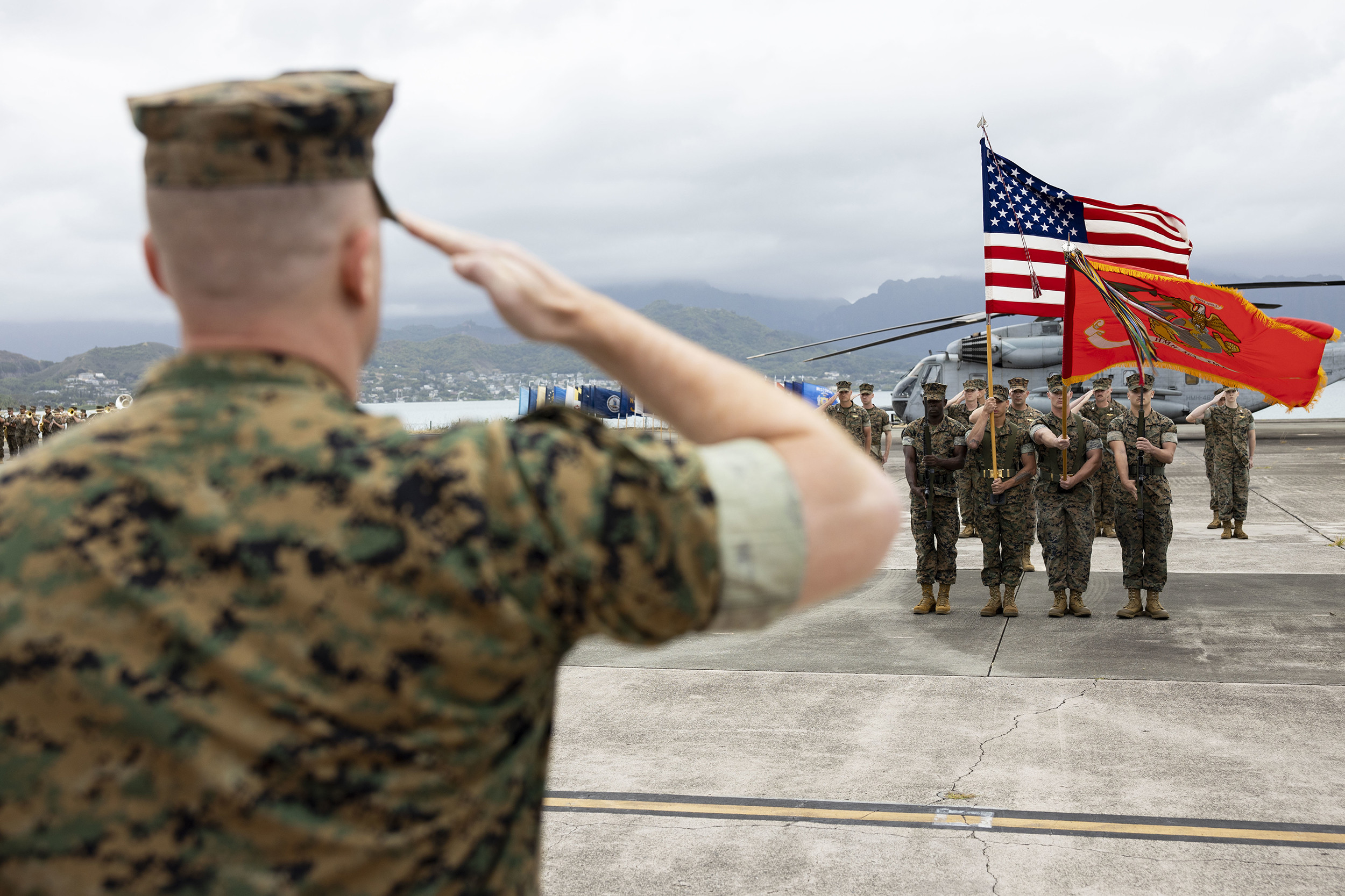 U.S. Marine Corps Deactivates Marine Heavy Helicopter Squadron 463 > U.S.  Indo-Pacific Command > 2015