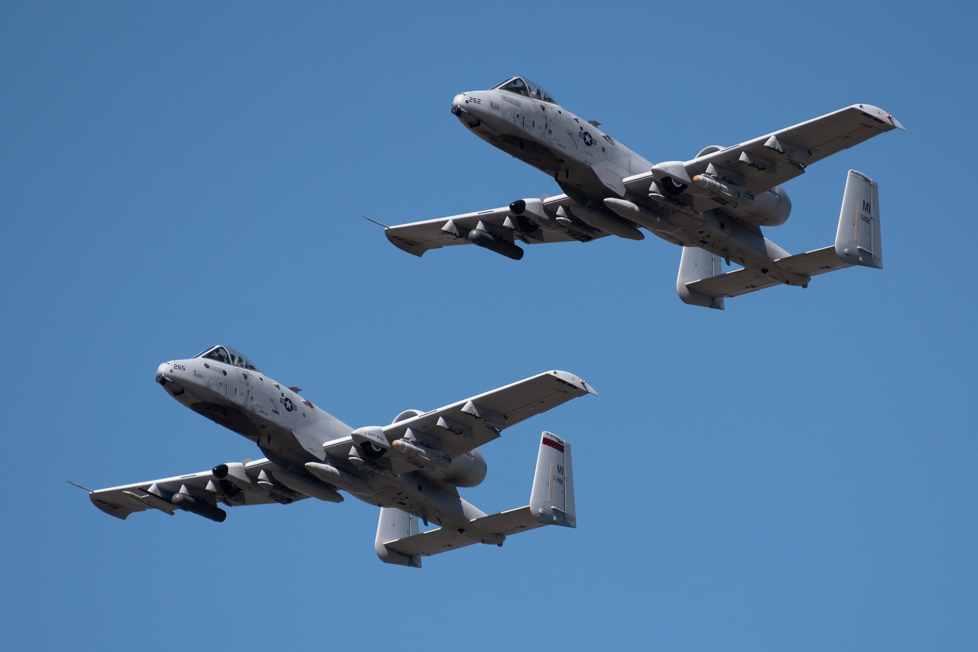 A pair of U.S. Air Force A-10C Thunderbolt IIs from the 107th Fighter Squadron at Selfridge Air National Guard Base, Mich., performs an aerial demonstration over the Ohio River in downtown Louisville, Ky., April 23, 2022 as part of the Thunder Over Louisville air show. This year’s event celebrated the 75th anniversary of the United States Air Force. (U.S. Air National Guard photo by Dale Greer)