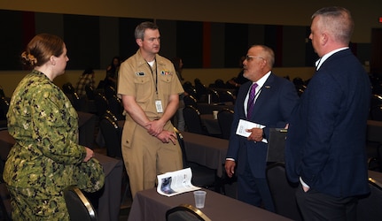 NAMRU San Antonio, 59th MDW, USAISR participate in Military Medical Industry Day