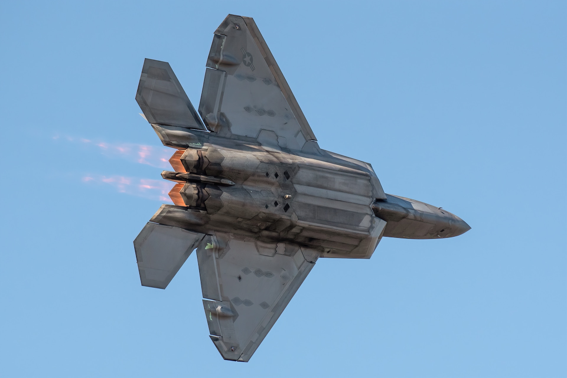 The U.S. Air Force F-22 Raptor Demo Team from the 1st Fighter Wing at Langley Air Force Base, Va., performs an aerial demonstration over the Ohio River in downtown Louisville, Ky., April 23, 2022 as part of the Thunder Over Louisville air show. This year’s event celebrated the 75th anniversary of the United States Air Force. (U.S. Air National Guard photo by Dale Greer)