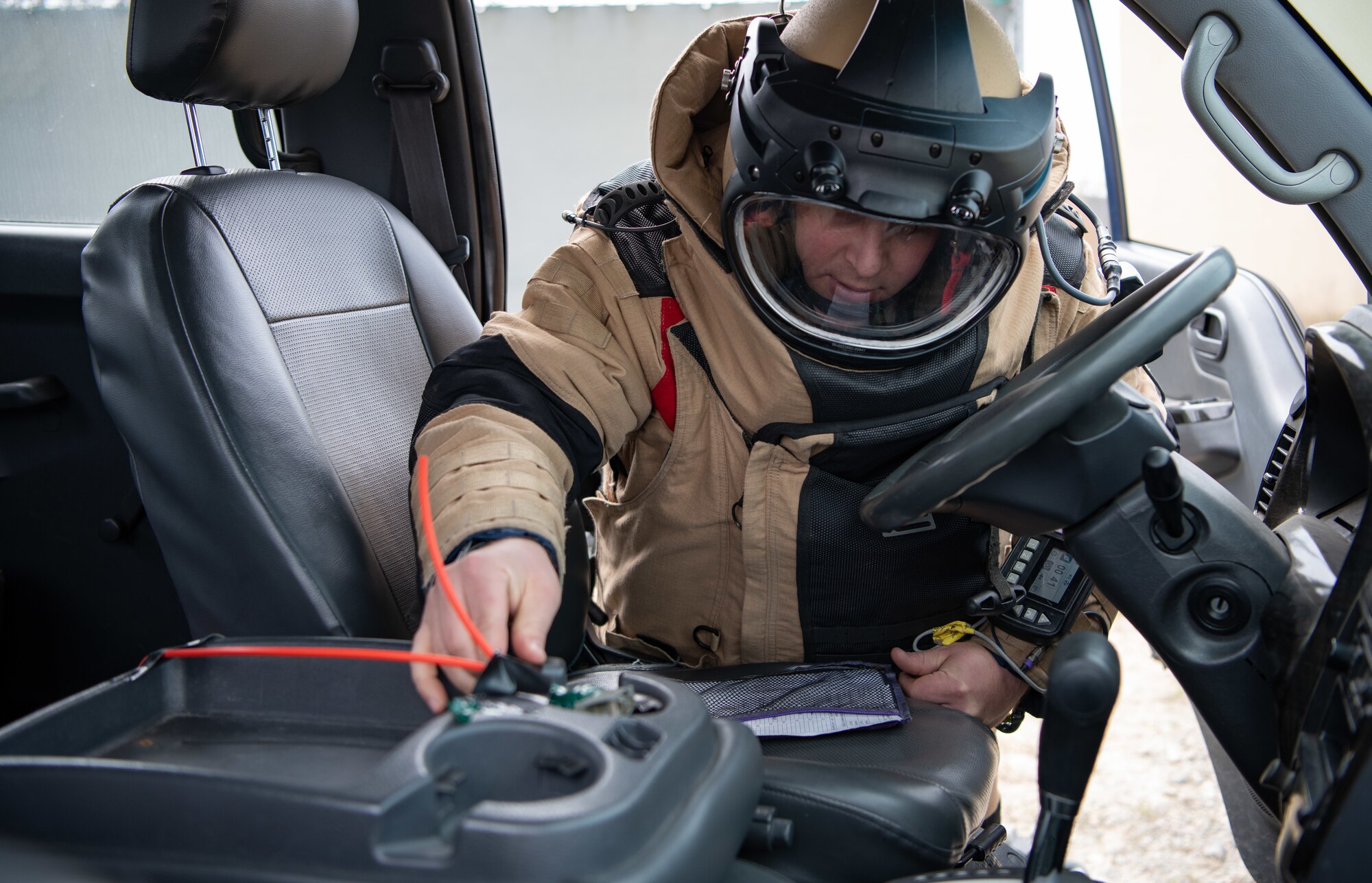 8th Civil Engineer Squadron Explosive Ordnance Disposal (EOD), responds to a vehicle with a suspected explosive during a training event at Kunsan Air Base, Republic of Korea, April 22, 2022.