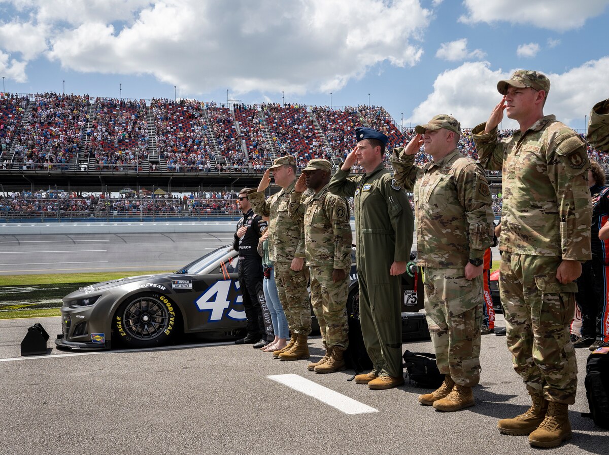 Airman paint scheme design at Talladega