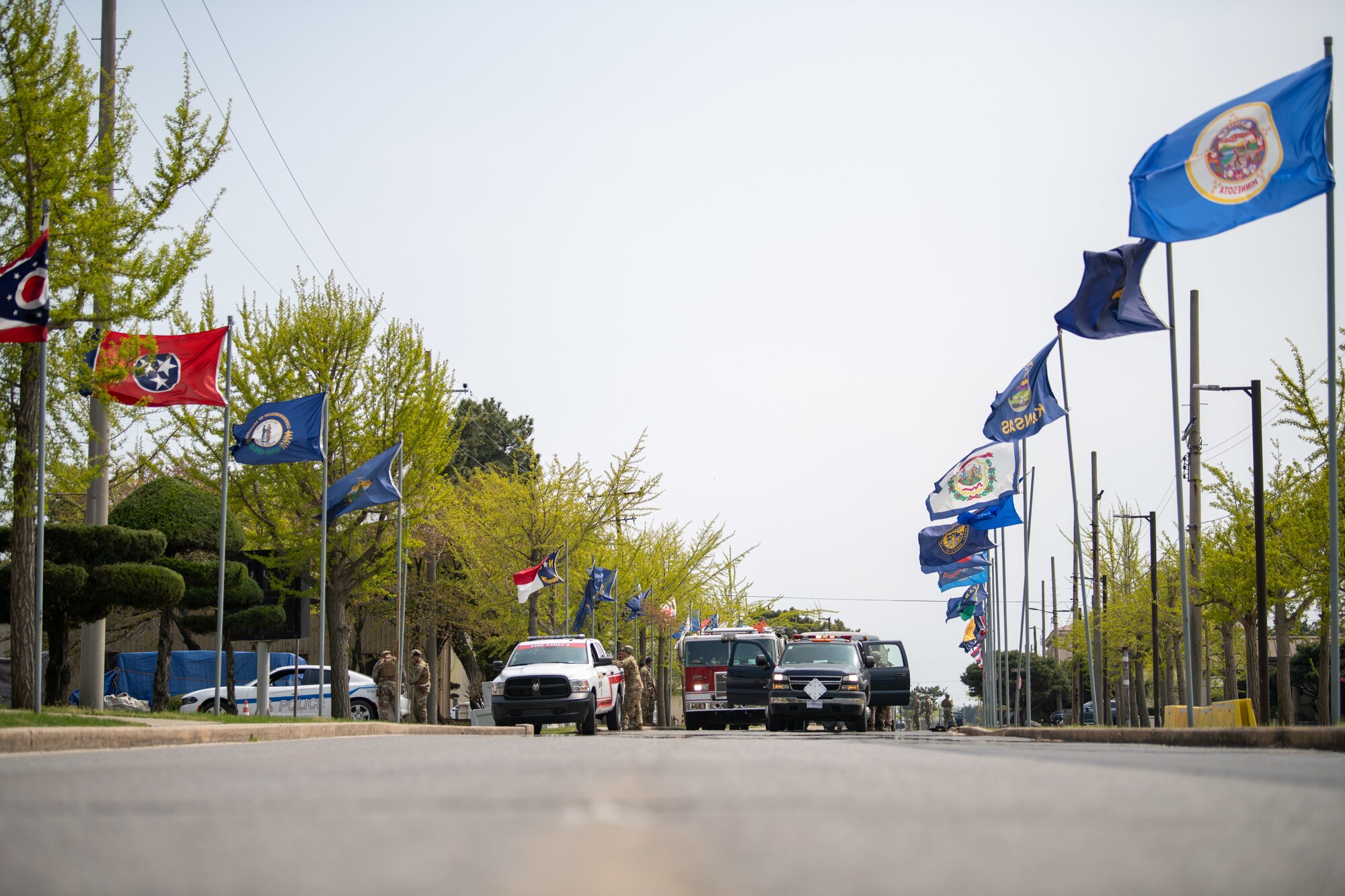 Members assigned to the 8th Fighter Wing respond to a simulated small unmanned aircraft system (sUAS) threat during routine training at Kunsan Air Base, Republic of Korea, April 21, 2022.