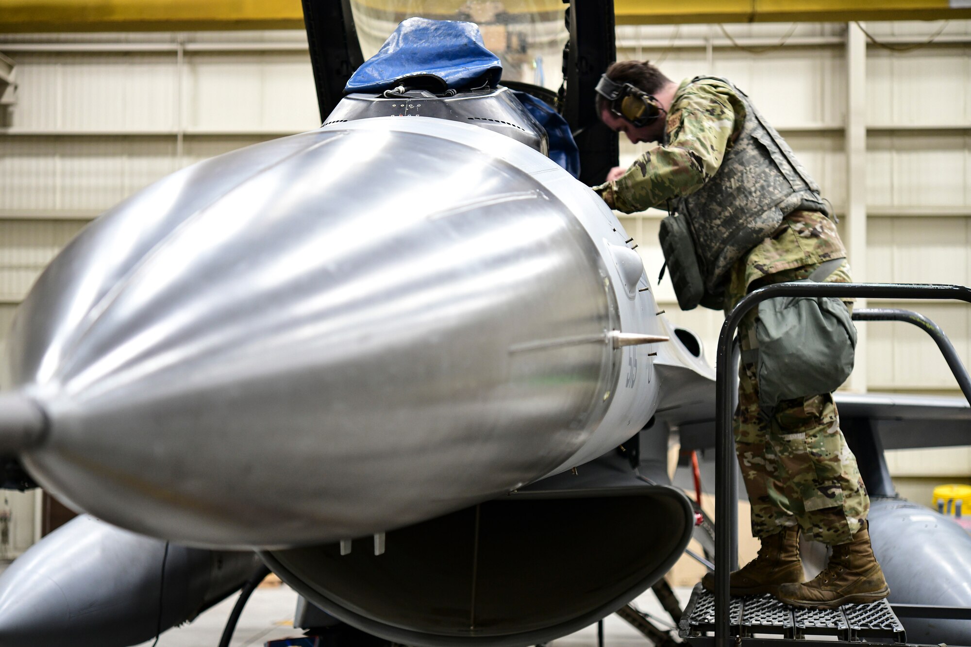 Airmen configure fuel systems.
