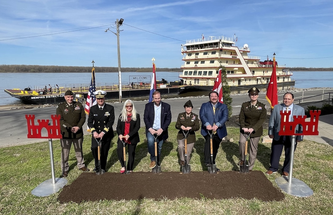 The Memphis District held a groundbreaking ceremony in Caruthersville, Missouri, April 3, 2022, to celebrate a federally funded project to replace the Caruthersville Mississippi River floodwall.