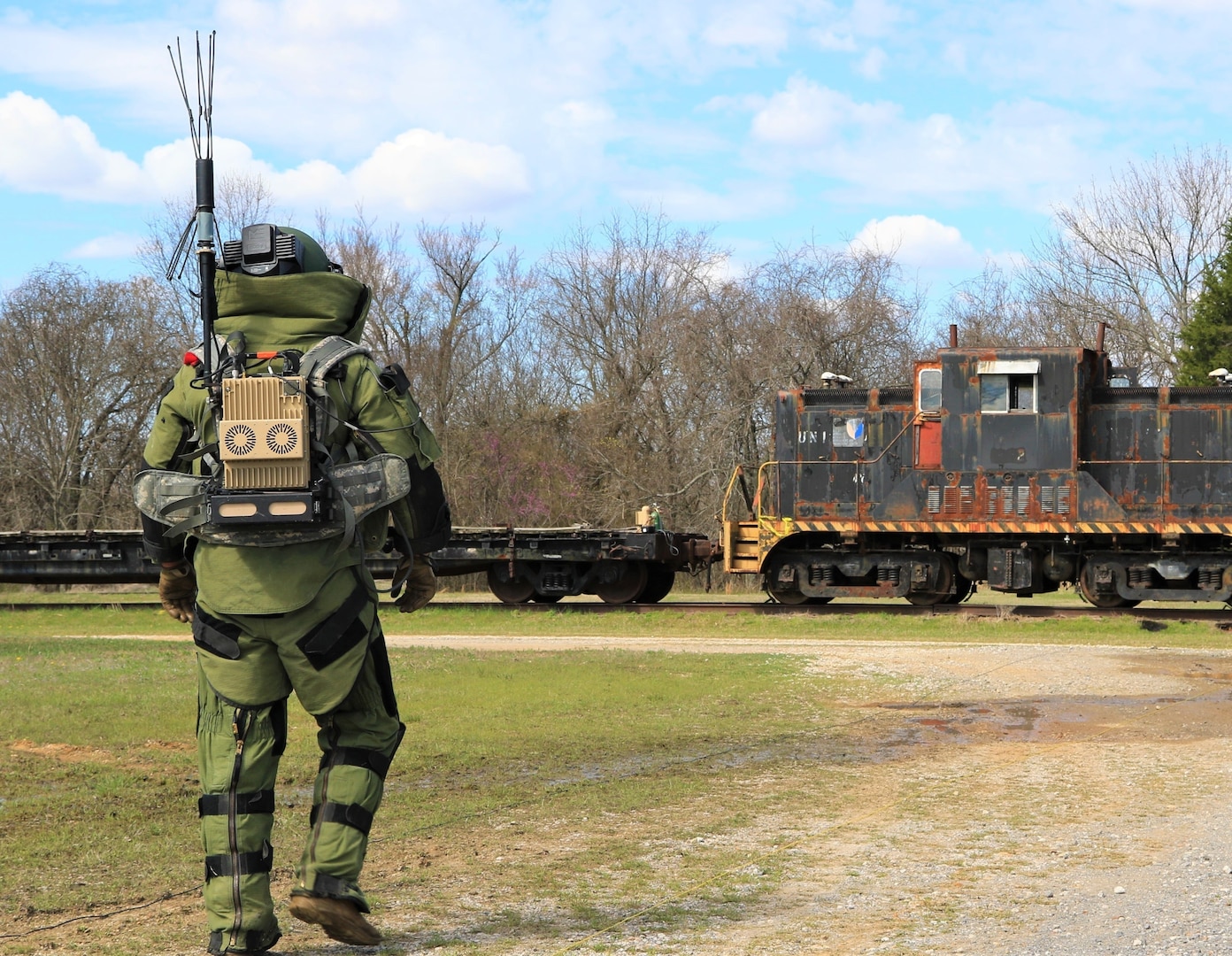 Army Explosive Ordnance Disposal technician