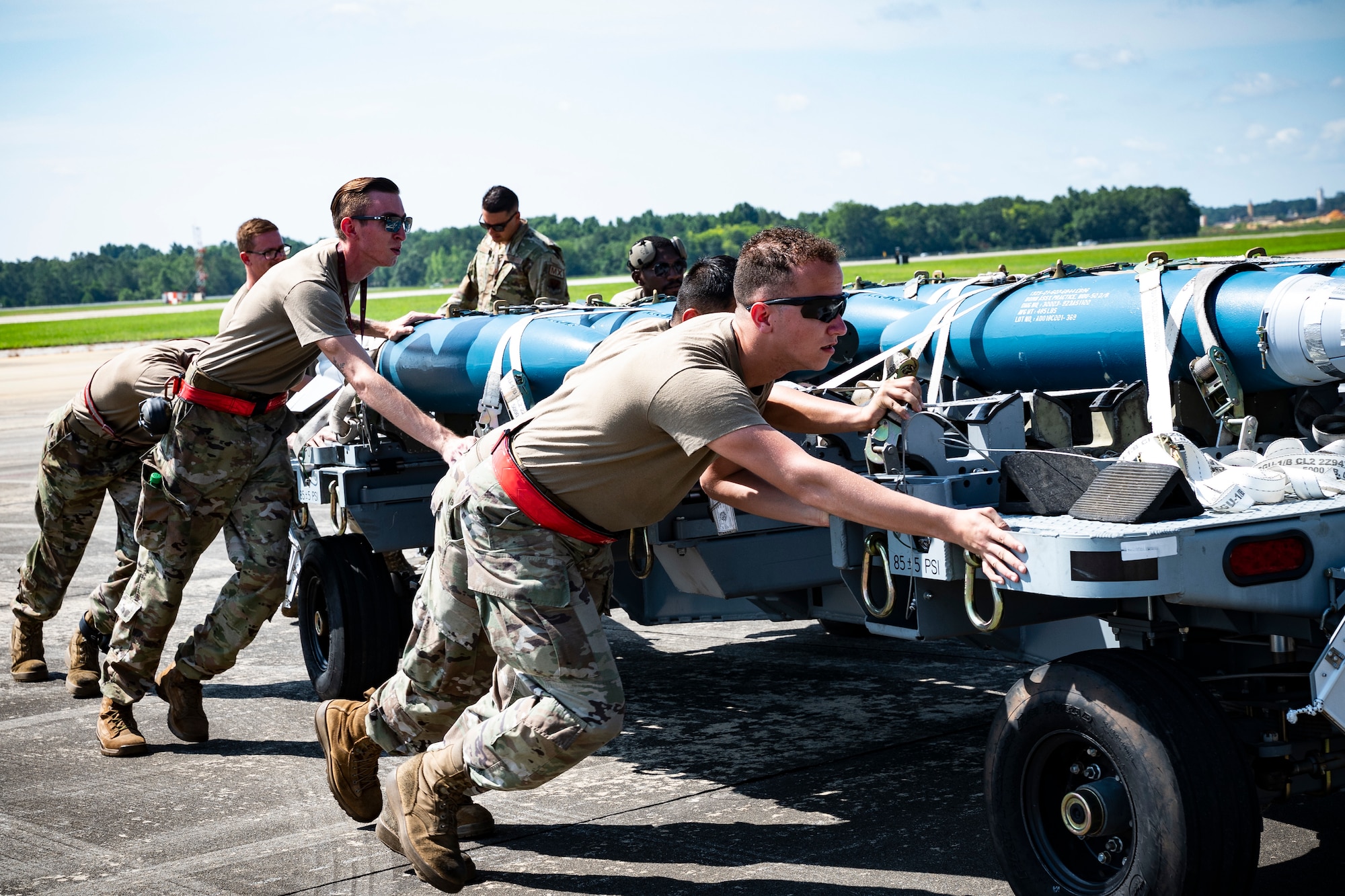 photo of Airmen performing FARP tasks