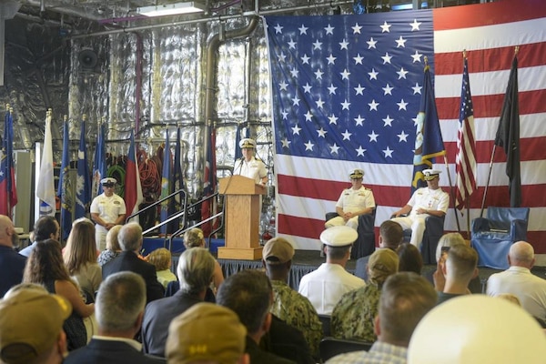 USS Tulsa (LCS 16) Gold Crew Holds Change of Command Ceremony