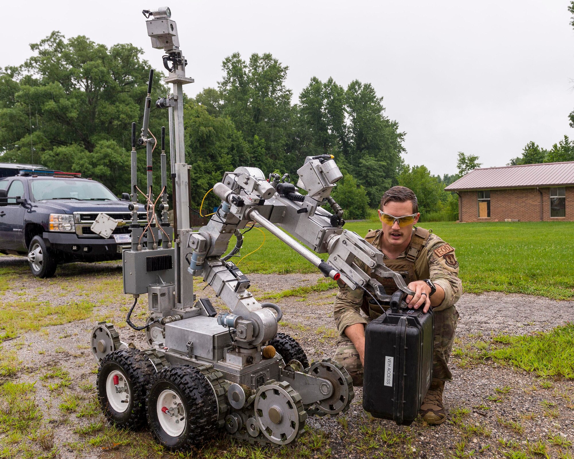 Hill AFB wins first national AF EOD title