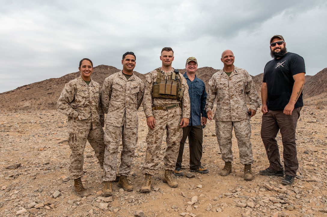 Social media leaders visit ITX to see Reserve Marines in action