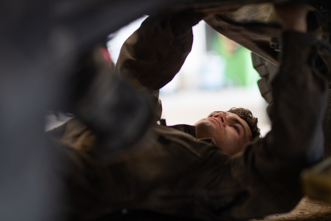Marines with MAGTF-23 support Active Component vehicle maintenance