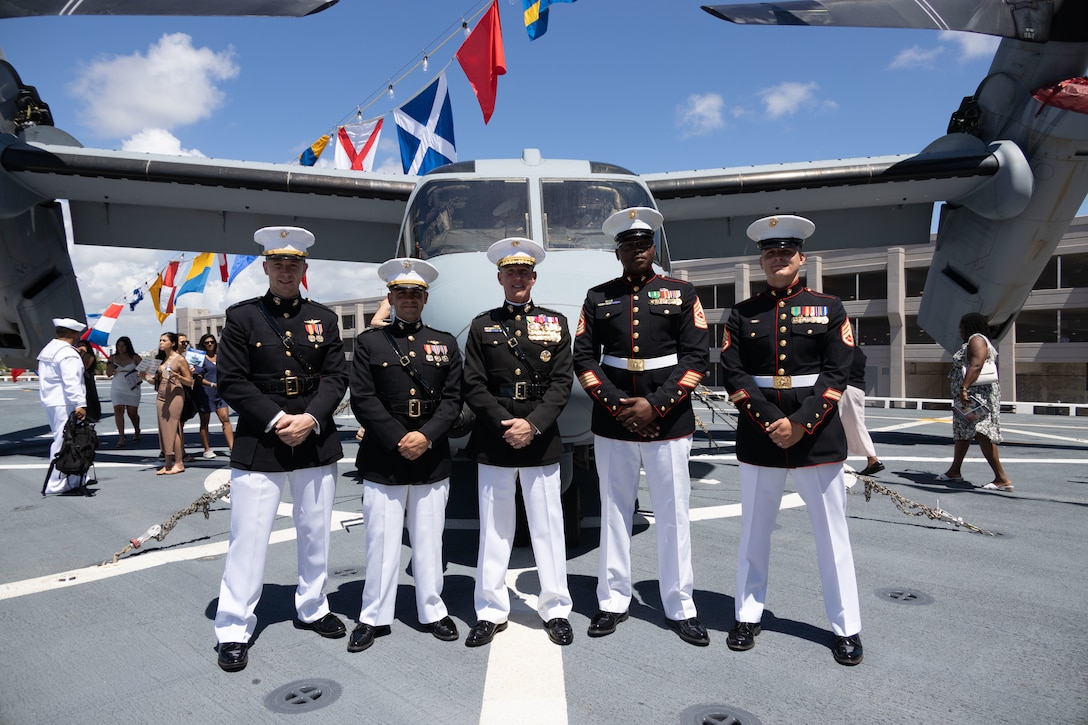 U.S. Marine Corps Gen. Eric M. Smith, the Assistant Commandant of the Marine Corps, on board the USS Fort Lauderdale with Marines assigned to the ship after the Commissioning, in Fort Lauderdale Fl., July 30, 2022 (U.S. Marine Corps photo by Cpl. Ellen Schaaf)