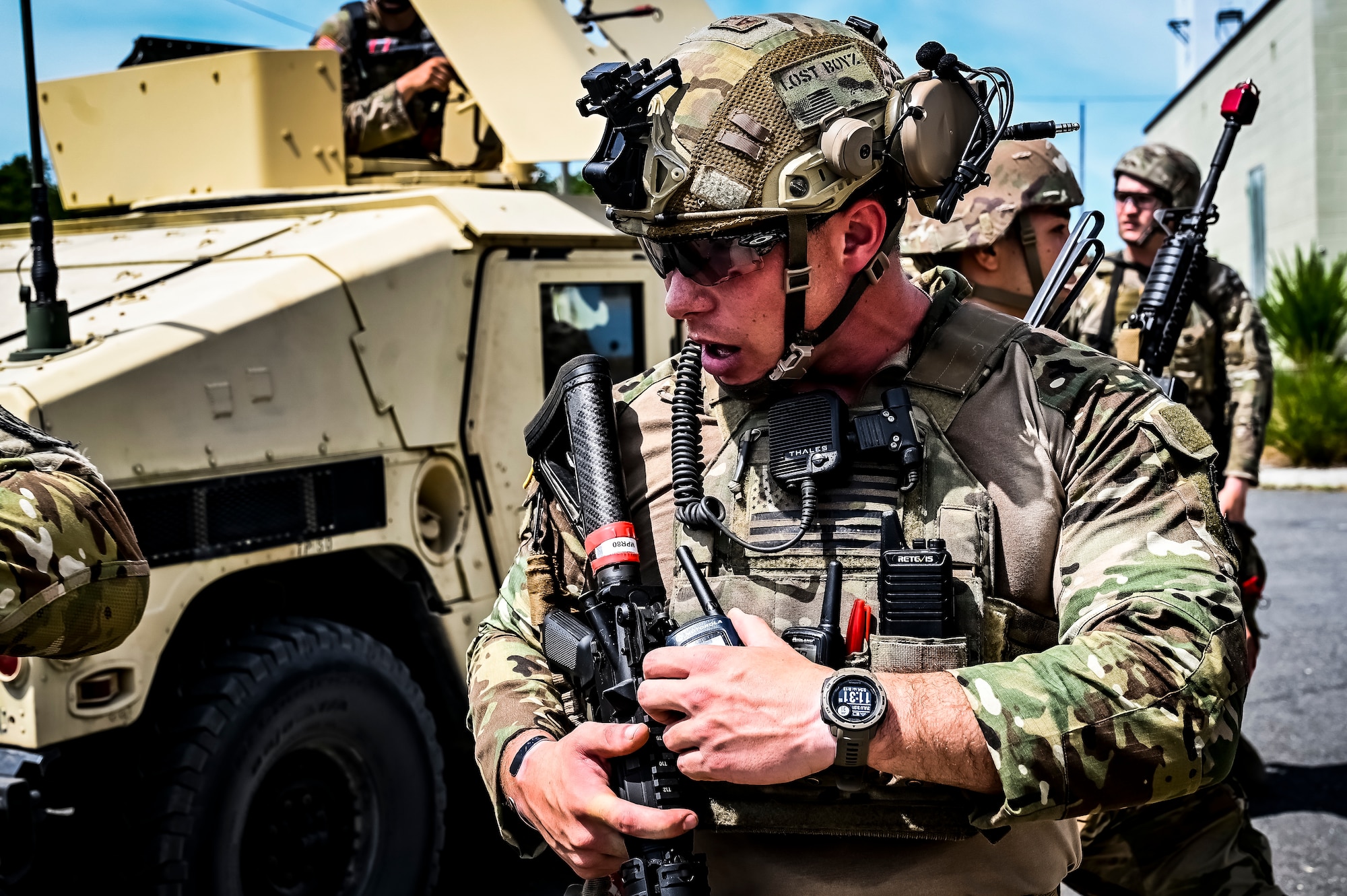 A U.S. Army National Guard Soldier assigned to the 333rd Military Police Brigade performs an STX lane as part of a simulated exercise on Joint Base McGuire-Dix Lakehurst, N.J., July 31, 2022. Soldiers from the 333rd MP Brigade, 340th MP Battalion gathered here for Gotham Justice, a four-week exercise that trained, challenged and improved Soldiers’ primary skill sets and core MP competencies required in detention operations and security and mobility support operations.