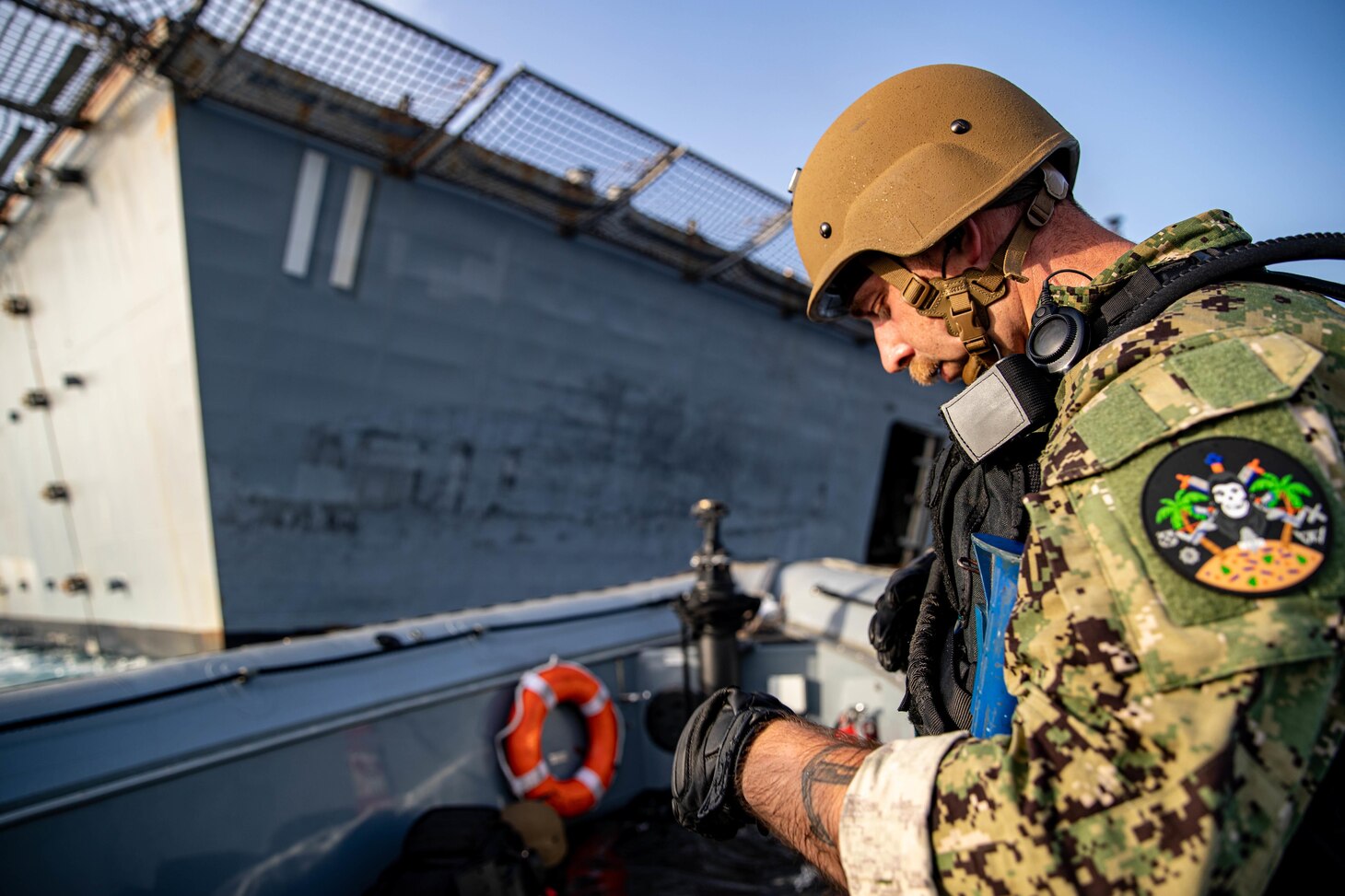 GULF OF ADEN (June 7, 2022) Gunner’s Mate 2nd Class Brandon Reznak participates in visit board search and seizure (VBSS) training on a rigid-hull inflatable boat attached to littoral combat ship USS Sioux City (LCS 11), in the Gulf of Aden June 7. Sioux City is deployed to the U.S. 5th Fleet area of operations to help ensure maritime security and stability in the Middle East region. (U.S. Navy photo by Mass Communication Specialist 3rd Class Nicholas A. Russell)