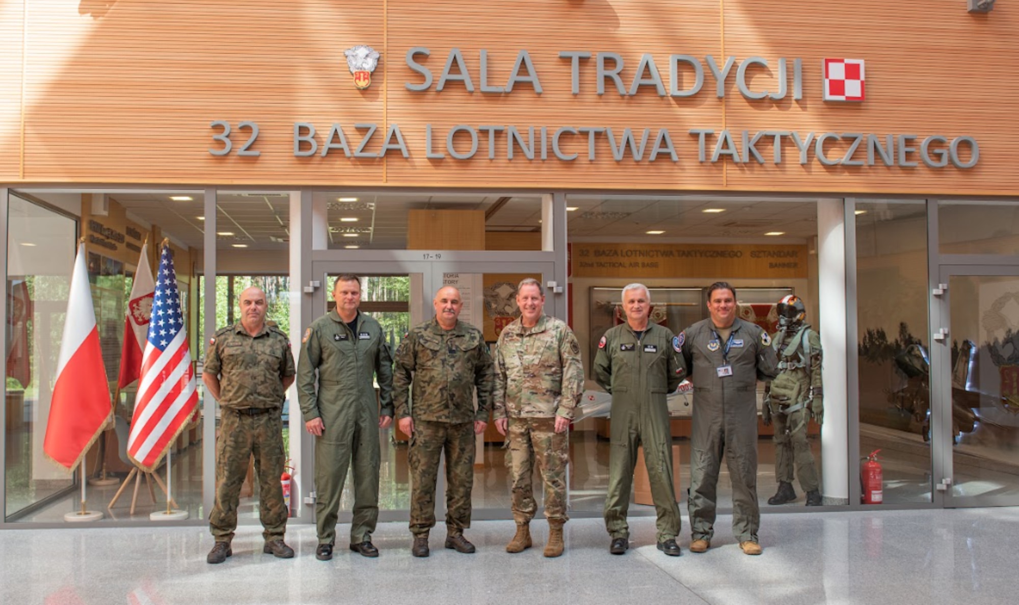 U.S. Air Force Gen. James Hecker, U.S. Air Forces in Europe and Air Forces Africa commander, visited the 32nd Tactical Air Base in Łask, Poland, to welcome 12 U.S. Air Force F-22 Raptors forward deploying from the 90th Fighter Squadron at Joint Base Elmendorf-Richardson, Alaska, Aug. 5, 2022. The Raptor is a critical component of the global strike Task Force, and is designed to project air dominance, rapidly and at great distances to defeat threats.  (U.S. Air Force photo by Staff Sergeant Danielle Suhklull)