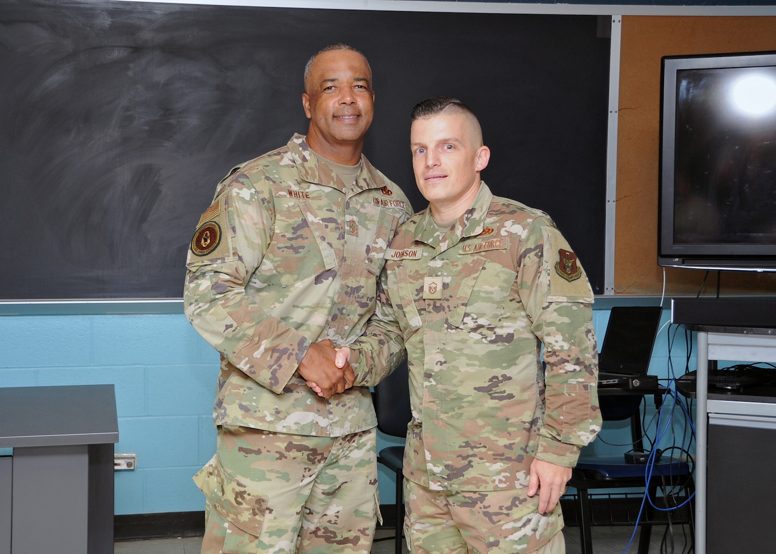 AFRC Command Chief visits 433rd TRS