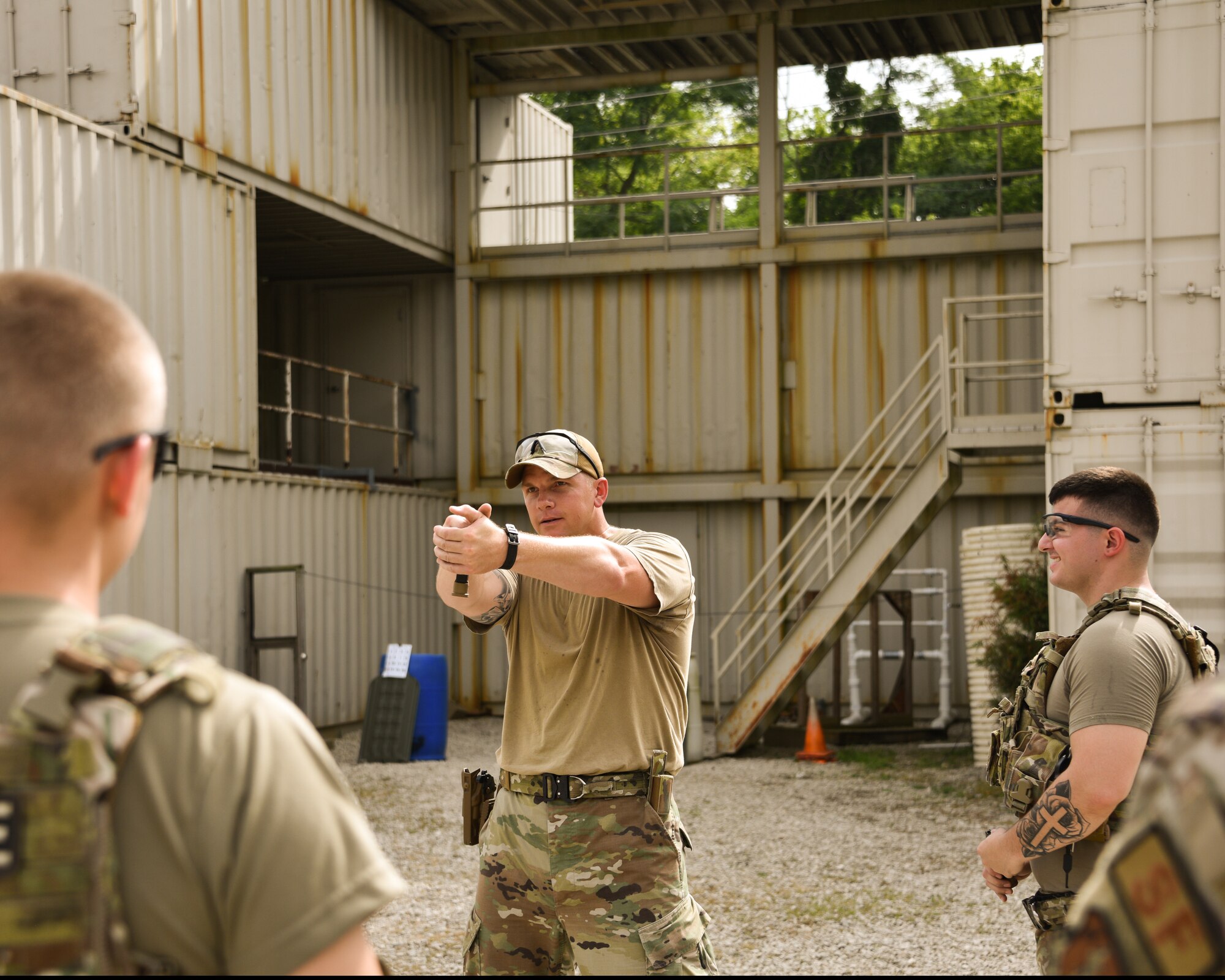 Photo of 183 SFS participating in weapons sustainment training