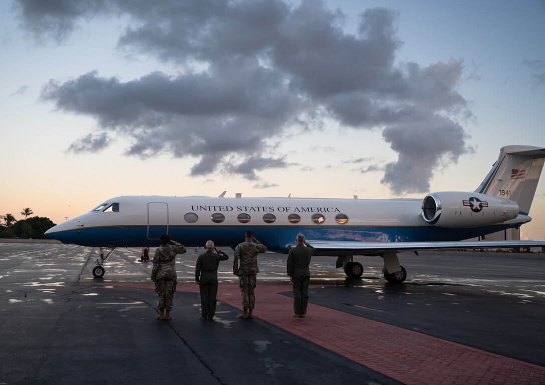 United States Pacific Air Forces and 15th Wing command teams welcome Air Force Chief of Staff Gen. CQ Brown, Jr., to Joint Base Pearl Harbor-Hickam, Hawaii, Aug. 4, 2022. During the  visit, Brown learned how the 15th Wing enables, employs, and projects combat power throughout the Indo-Pacific theater. (U.S. Air Force photo by Staff Sgt. Alan Ricker)