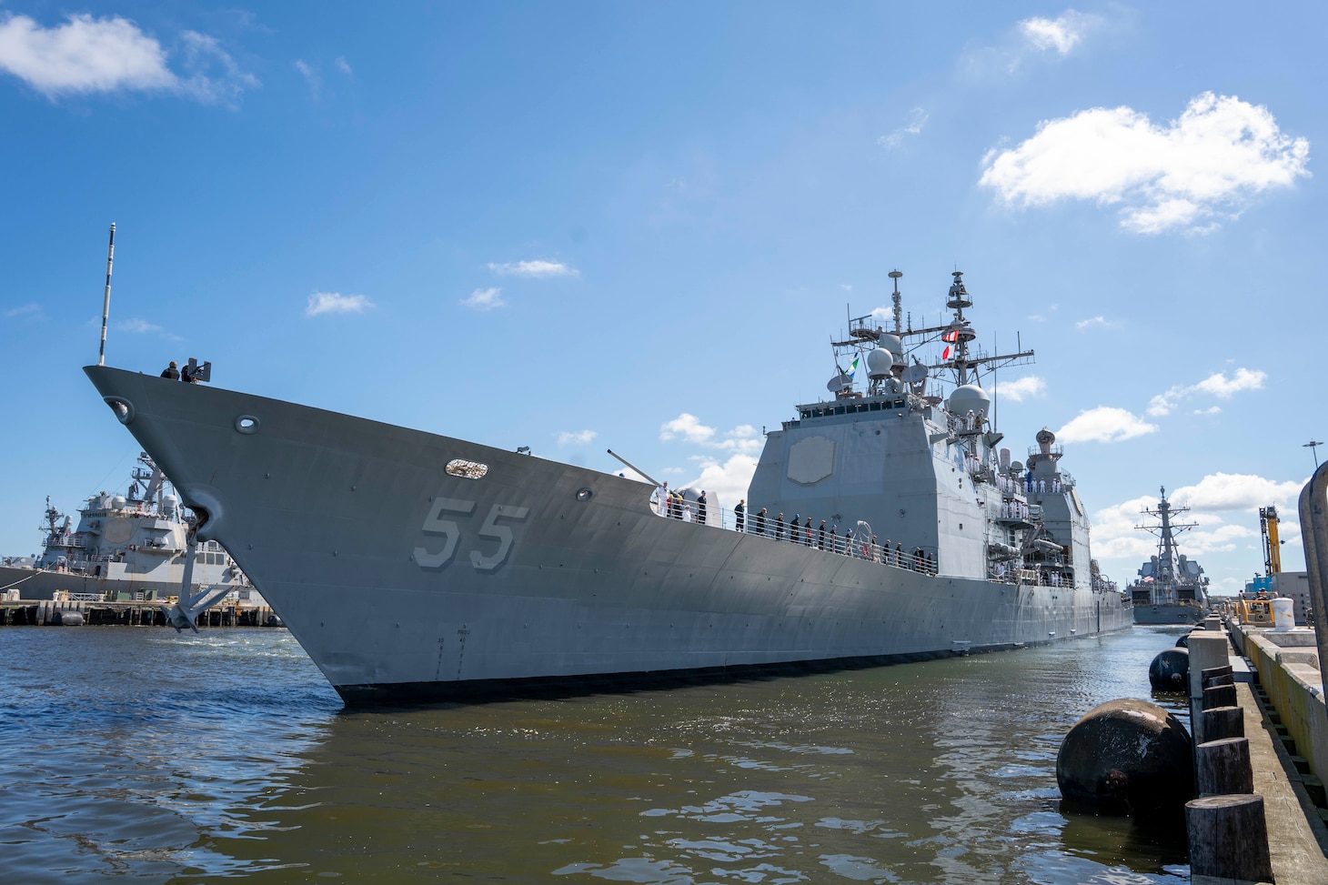 USS Leyte Gulf Underway for Deployment > United States Navy > News Stories