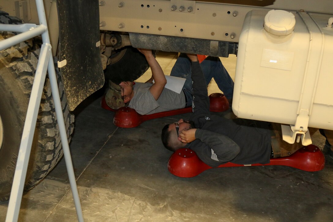 88th Readiness Division mechanics gain in-depth knowledge during course