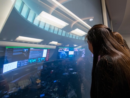 The students tour the state-of-the-art Integrated Cyber Center Joint Operations Center at NSAW’s East Campus.