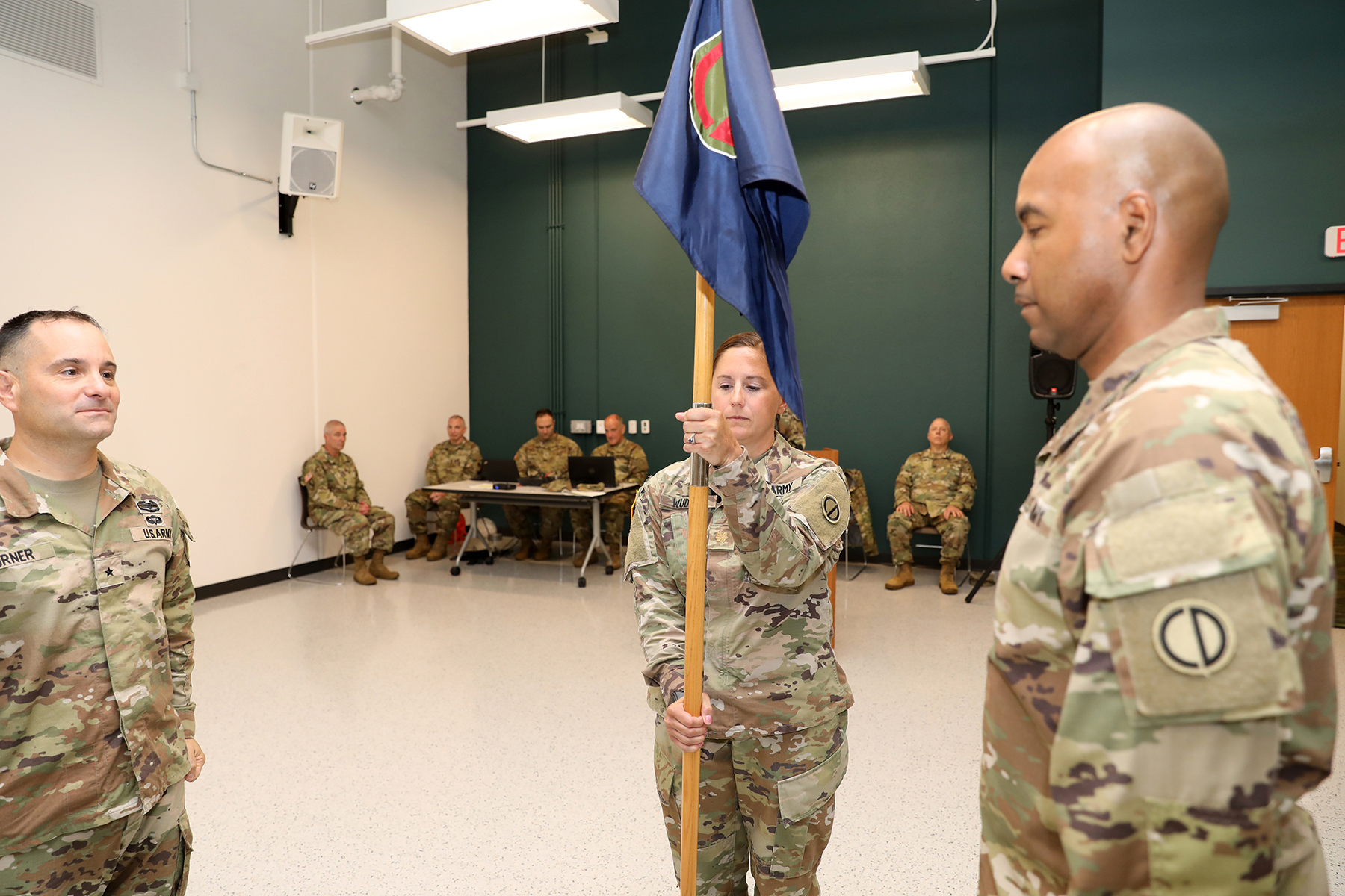 Local service members start new year with a military recognition from  Chicago Blackhawks > U.S. Army Reserve > News-Display