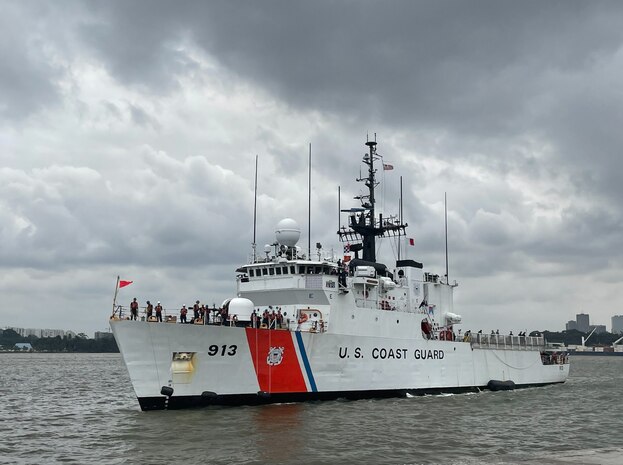 The Famous-class medium endurance cutter USCGC Mohawk (WMEC 913) arrived in Abidjan, Côte d’Ivoire for a scheduled port visit August 12.