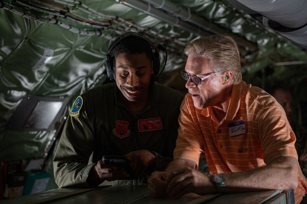 Ohio health care providers are treated to an incentive flight at Rickenbacker Air National Guard Base, Ohio, August 4, 2022.Participants experienced 121st Air Refueling Wing Airmen refuel a C-17 Globemaster with a KC-135 Stratotanker.