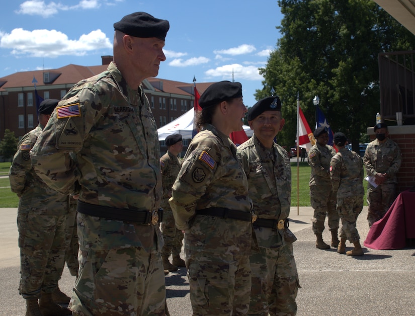 'Railsplitter' command hosts change of command