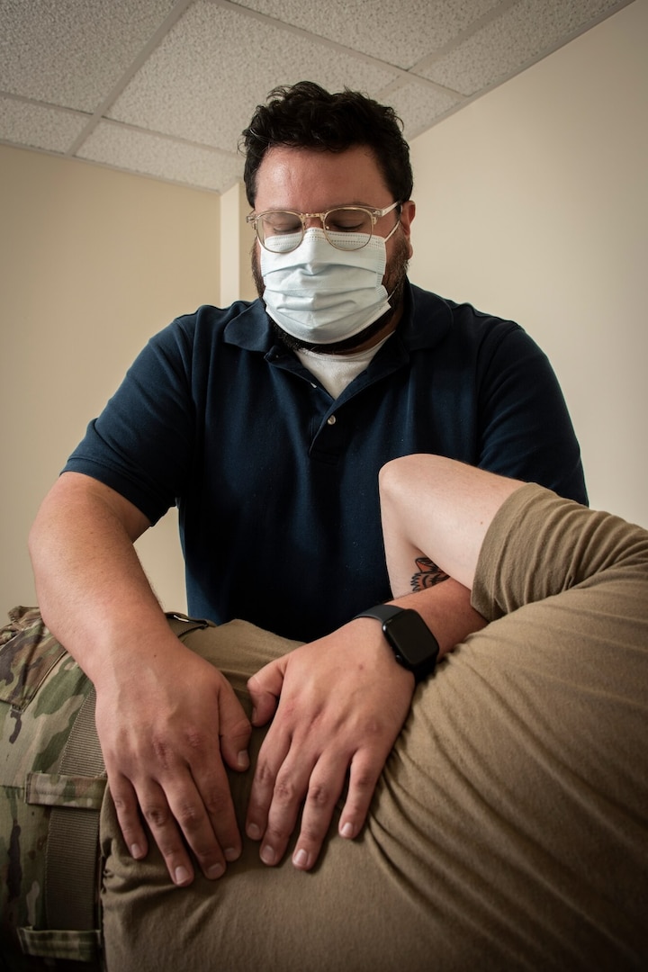 Walk-in clinic aids service members with musculoskeletal injuries