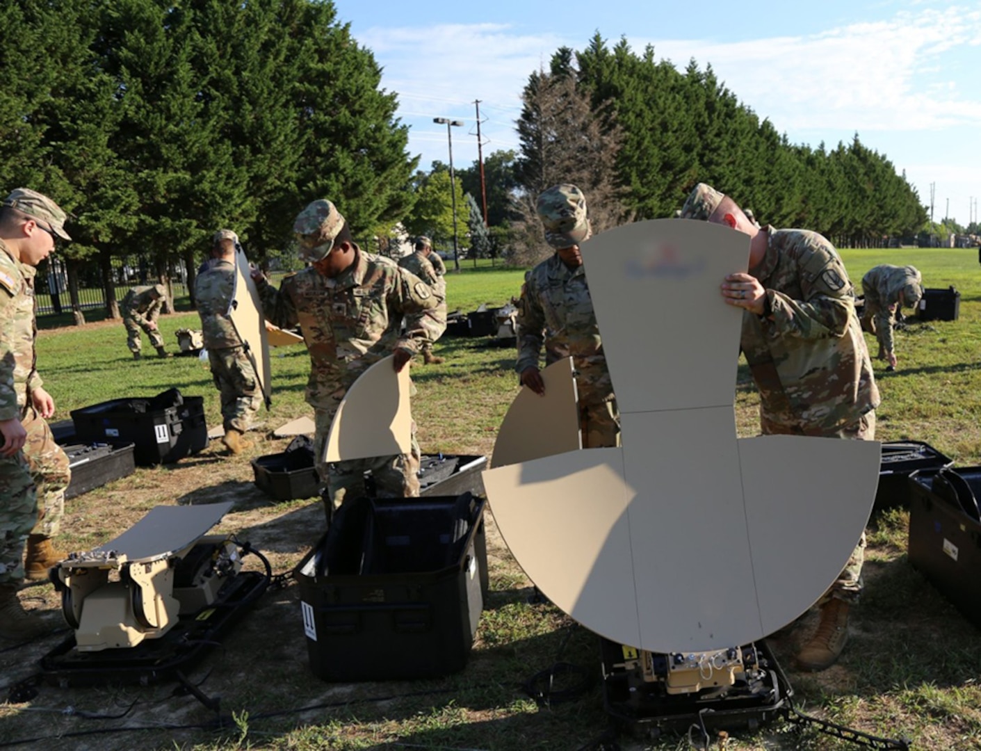 Soldiers from the Delaware Army National Guard 198th Expeditionary Signal Battalion-Enhanced (ESB-E) train on the Scalable Network Node, which is part of the unit’s modernized smaller, lighter, faster ESB-E equipment set, in New Castle Delaware, on August 9, 2022.