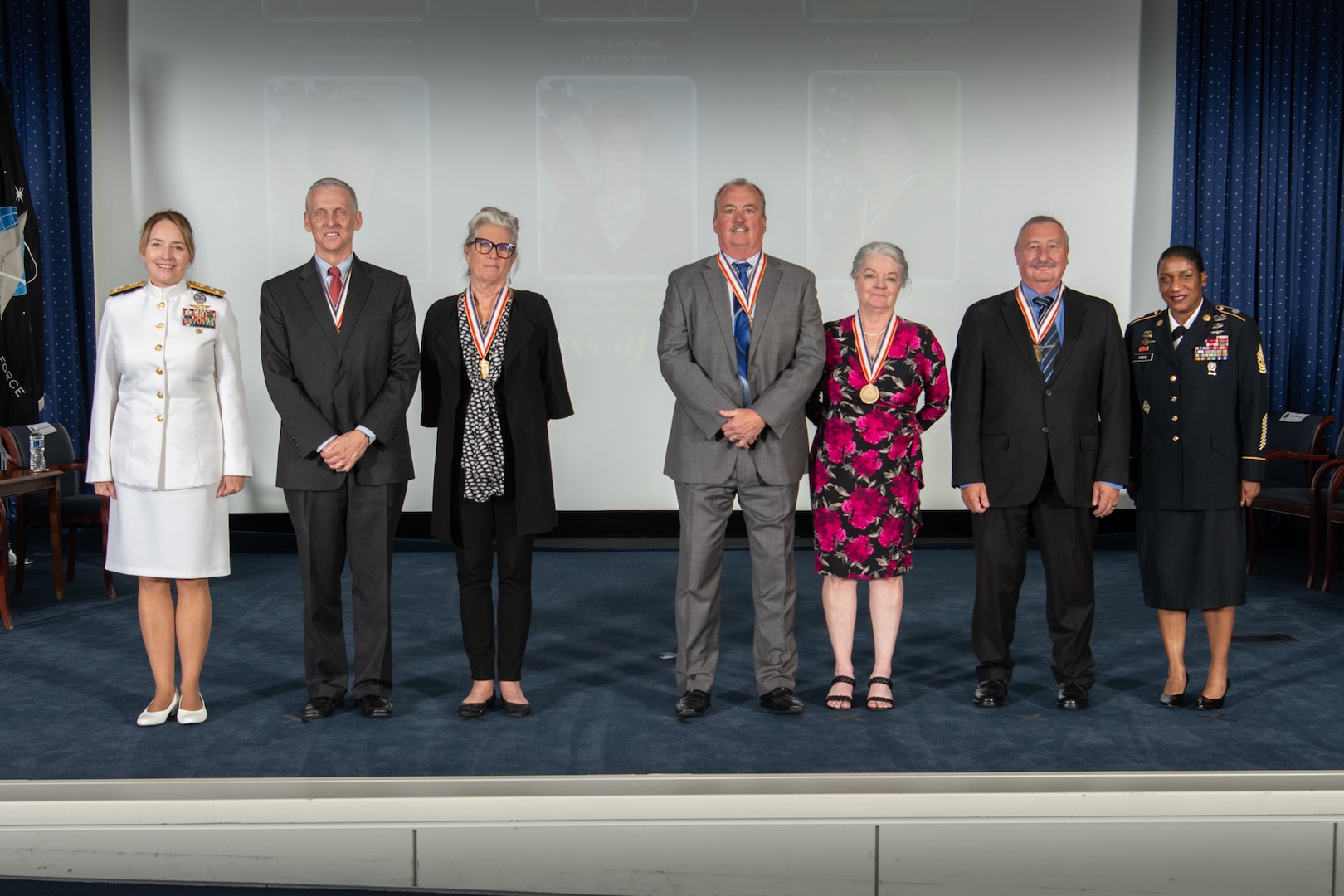 This year's Defense Logistics Agency inductees into the Hall of Fame pose for a group photo.
