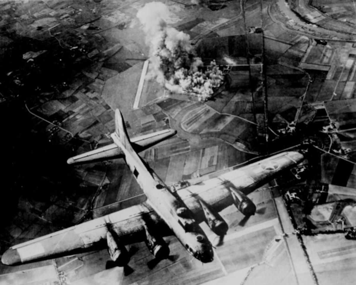 B-17 photo