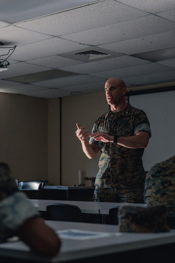 U.S. Marine Corps Col. Kemper Jones, 2d Marine Division chief of staff, welcomes new Sailors to the division on Camp Lejeune, North Carolina, July 26, 2022.