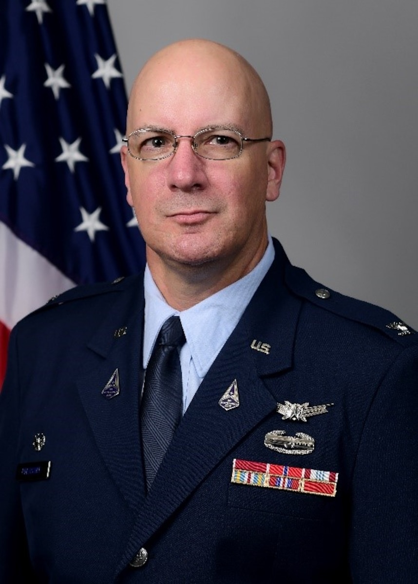 Colonel David Pheasant official photo