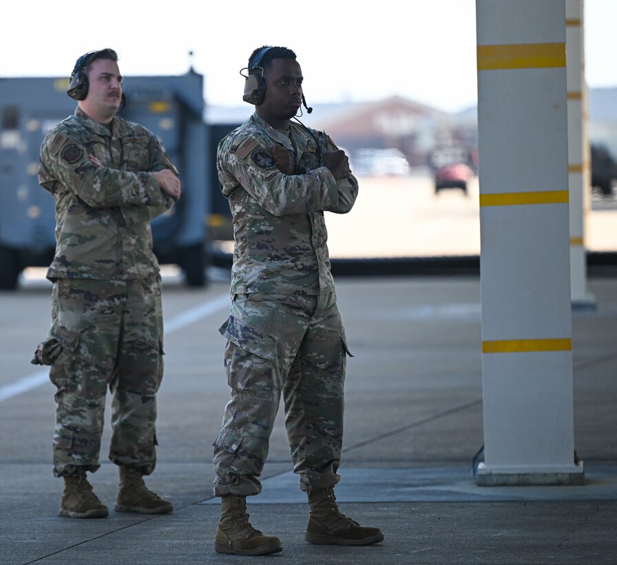 1st FW conducts MCA training on the flight line