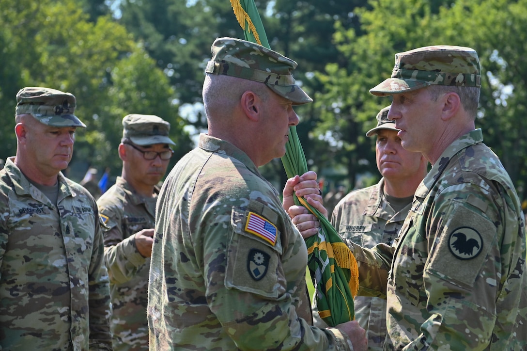 200th Military Police Command welcomes new commander