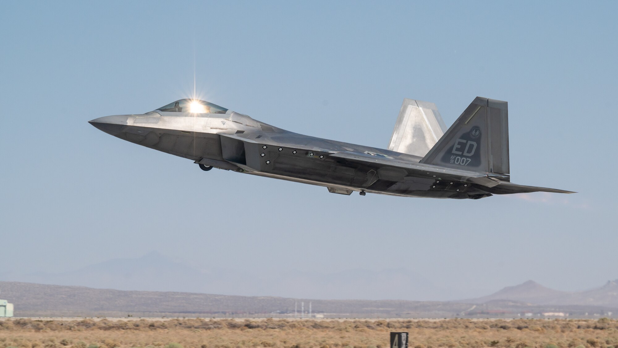 An F-22 Raptor from the 411th Flight Test Squadron, 412th Test Wing, takes off from Edwards Air Force Base, California, Aug. 23. (Air Force photo by Giancarlo Casem)