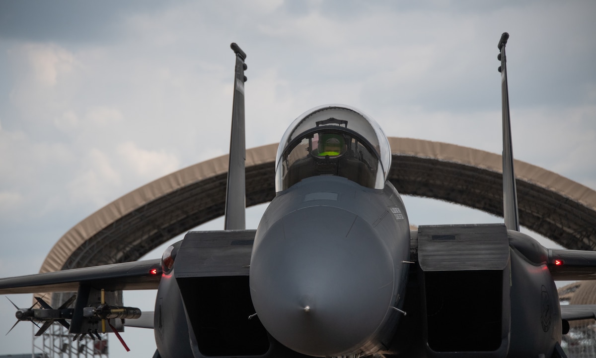 An F-15E Strike Eagle prepares to taxi at Eglin Air Force Base, Fla. to perform an in-flight vapor purge test, Aug. 16, 2022. This test is part of a larger Department of Defense effort to evaluate cockpit environmental conditions after a chemical weapon attack (U.S. Air Force photo by Ilka Cole)