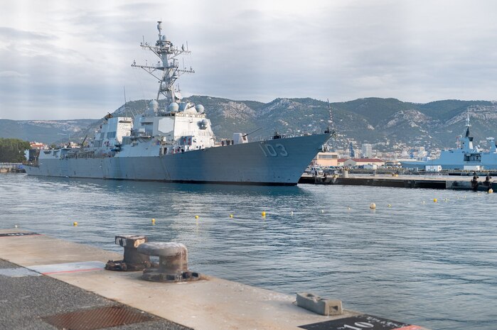 The Arleigh Burke-class guided-missile destroyer USS Truxtun (DDG 103) arrived in Toulon, France, for a scheduled port visit, Nov. 28, 2022.