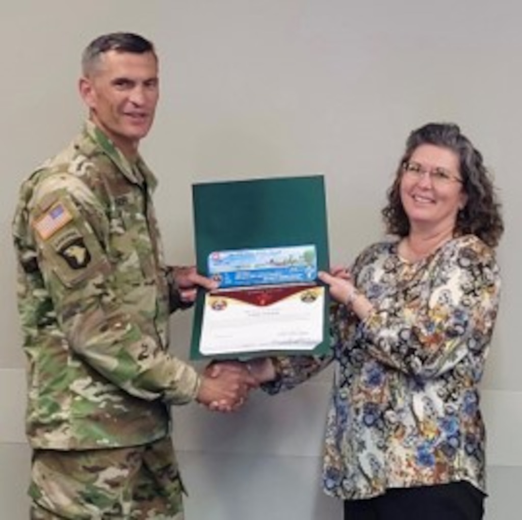 Congratulations to Operations Project Manager Vickie Watson on her selection as Memphis District Employee of the Month! 
Watson is credited for being proactive and coordinating with all 10 harbors and port authorities within the Memphis District’s area of responsibility (AOR), including key tenants at harbors as well as the U.S. Coast Guard, during the recent/ongoing low water conditions.