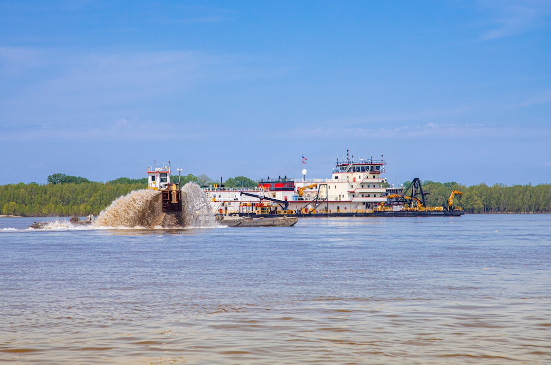 The Hurley begins its 2022 season by dredging a Memphis harbor, May 1, 2022.