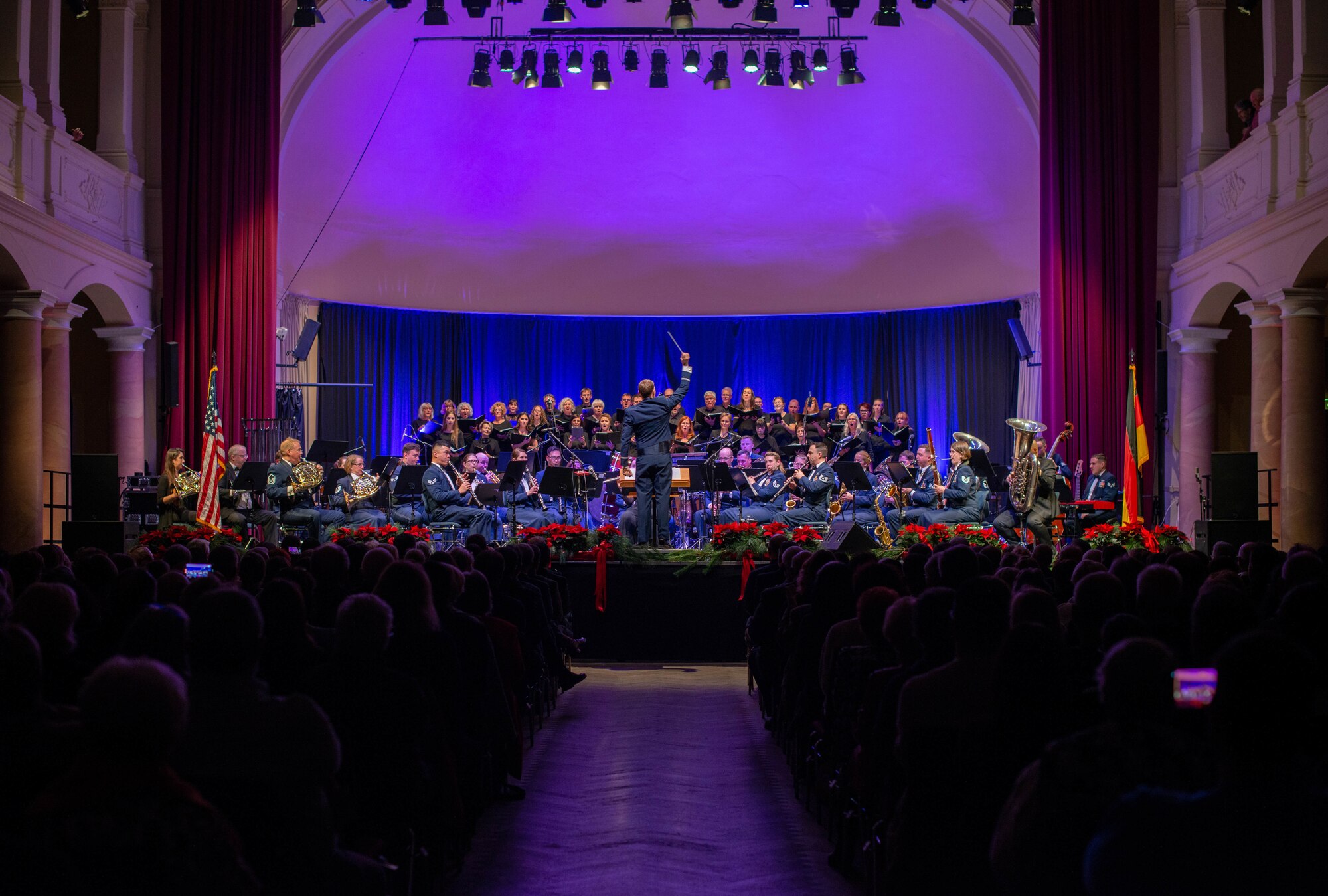 Band and choir perform at holiday concert