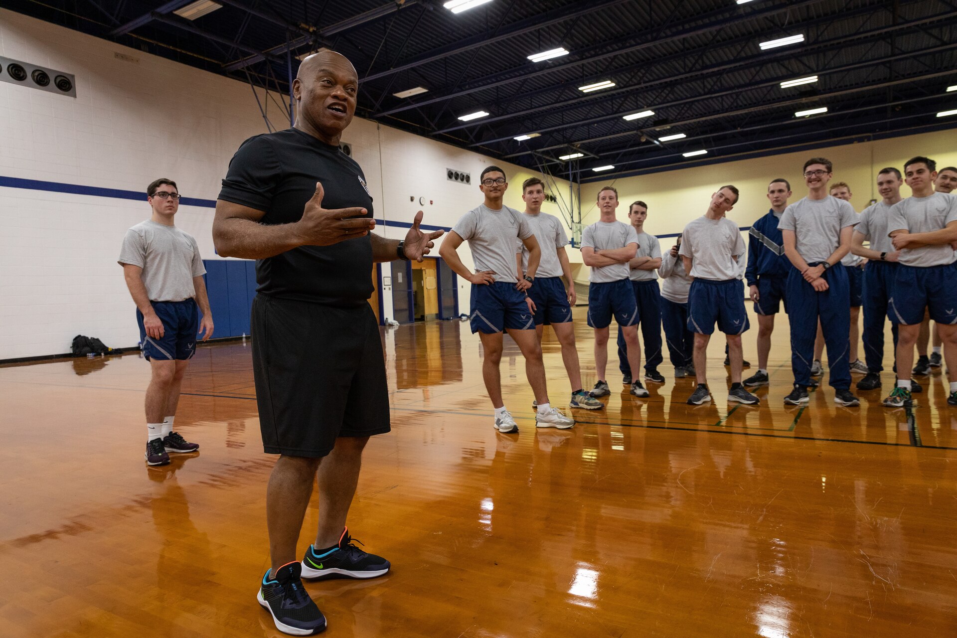 Senior Enlisted Advisor Tony Whitehead addresses the University of Kentucky Air and Army Reserves Officer Training Corp (ROTC) at the University of Kentucky's Seaton Center in Lexington, Ky. on Dec. 5, 2022. Whitehead is visiting Kentucky to recognize soldiers and airmen for their accomplishments throughout the year and meet with local ROTC cadets. (U.S. Army photo by Staff Sgt. Andrew Dickson)