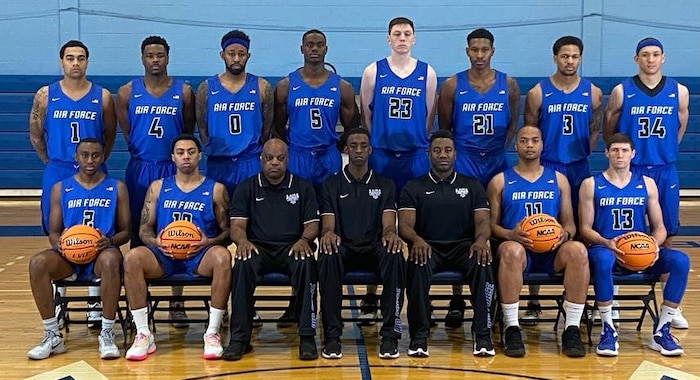 group photo of the basketball team